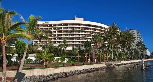 street-in-cairns-city-queensland-australia